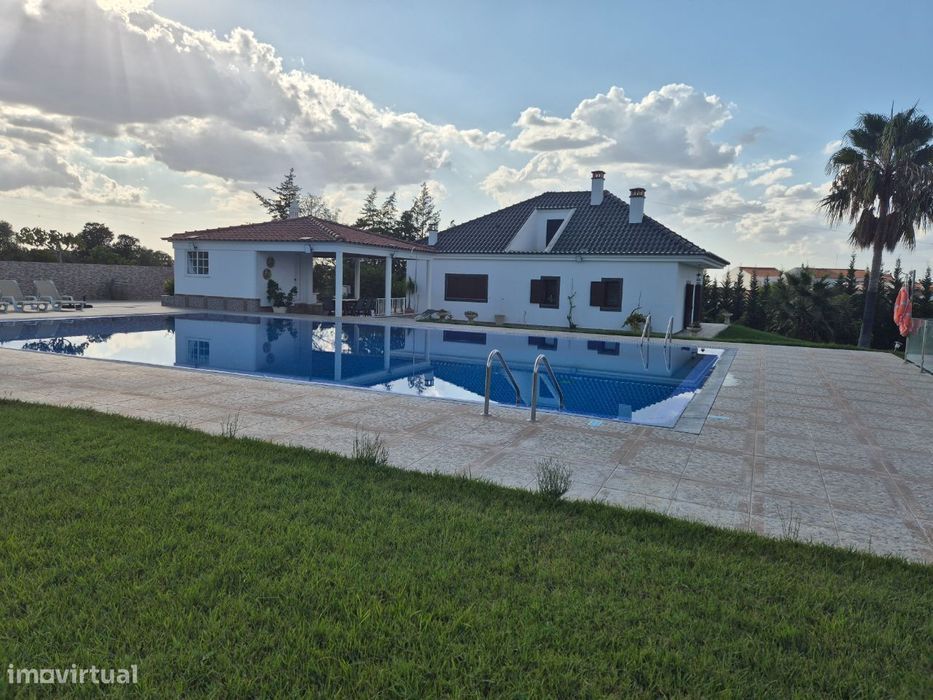 Quinta de luxo na Aldeia dos Fernandes