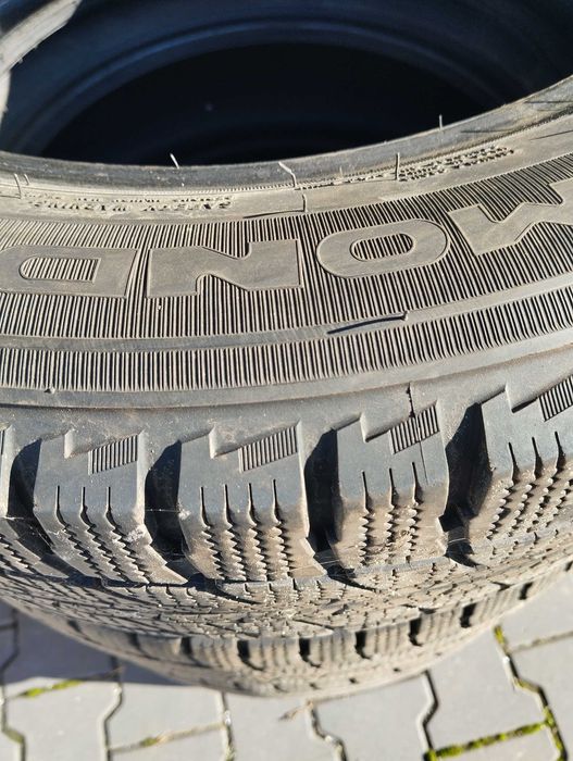 Diamondback DR777
215/60 R17C 109/107T jak nowe