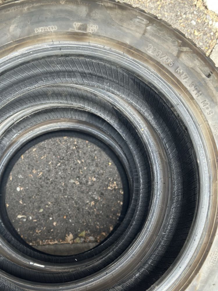 Резина r17  225/55  Pirelli зима 18 год