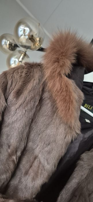 Futro z Kozy kaukaskiej lis z kapturem L XL 55cm