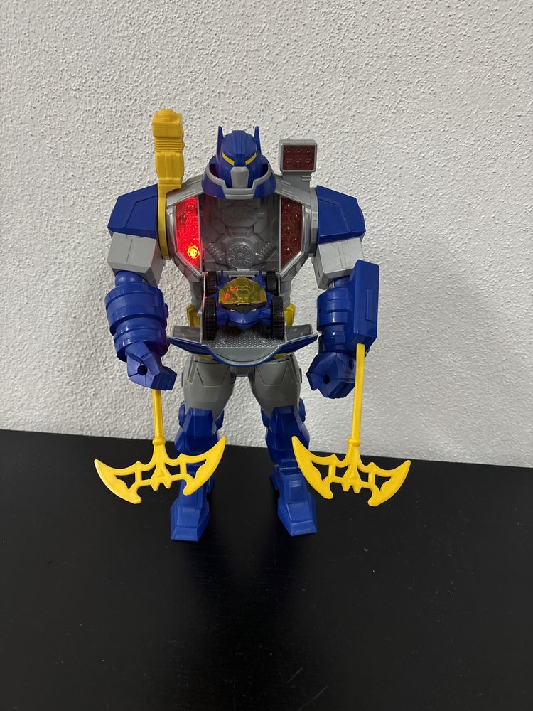 Boneco articulado 38cm altura