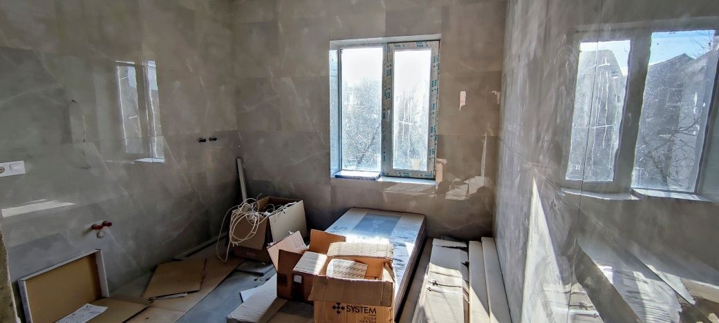 Продажа дома Осокорки, Масловка, Метро Славутич 3 км.
