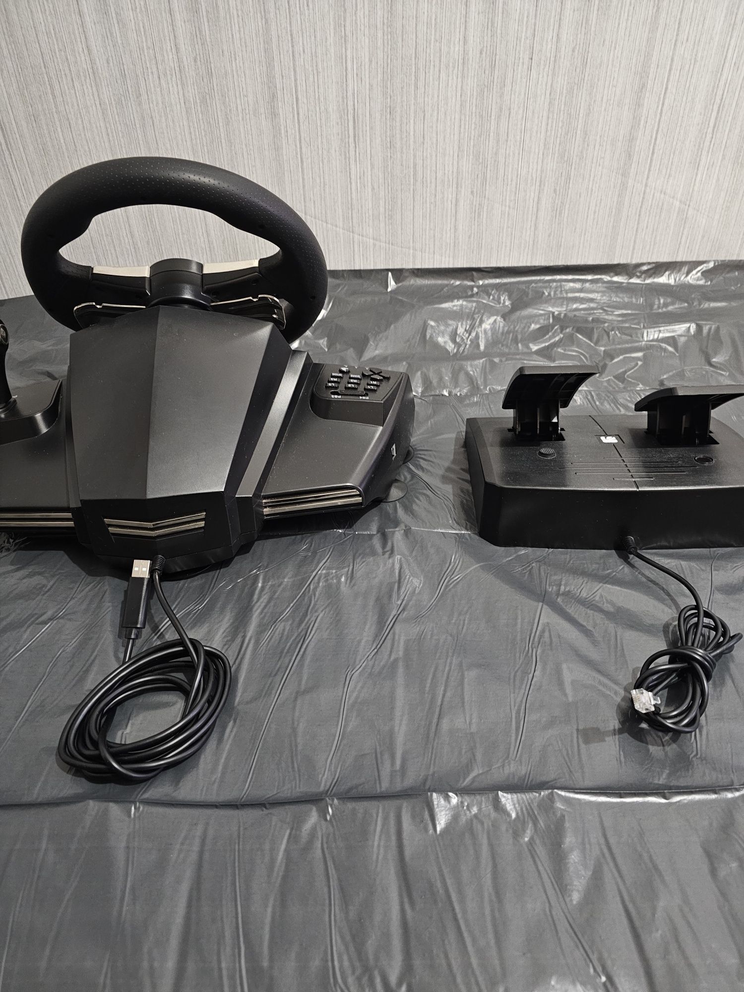 Ігровий руль Sony PS4 та PS5