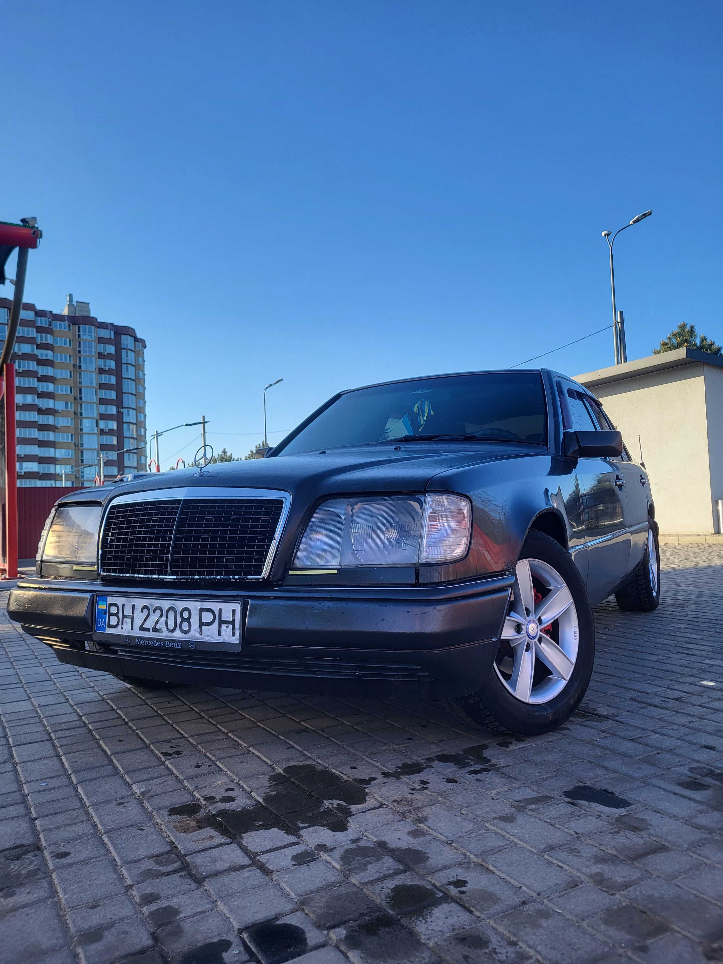 Продам /Мерседес 124..