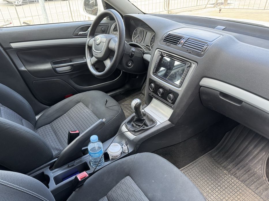 Skoda Octavia Combi 4x4 полный привод