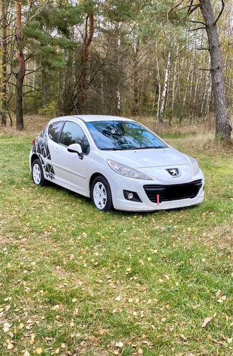 peugeot 207 (1.4 бензин 2012 рік)