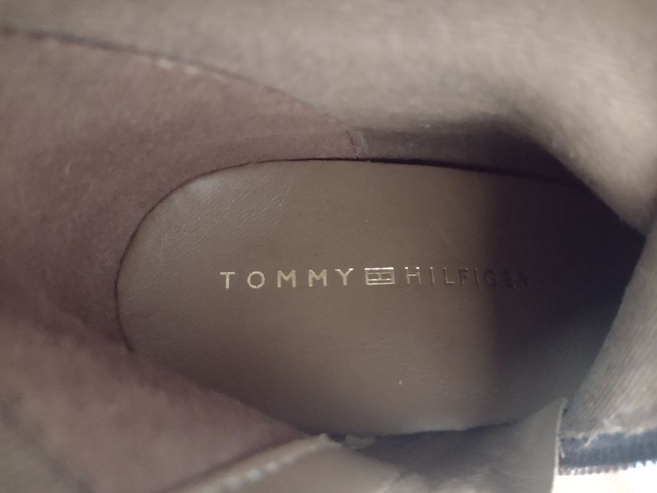 Tommy Hilfiger botki ze skóry naturalnej 40