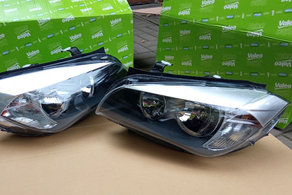 BMW X1 E84 lampa przednia lewa + prawa VALEO NOWE orginały