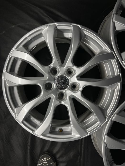 Диски R17 5x112 Et47 7.5J. Volkswagen Passat B7 B6 NMS Jetta Golf Audi