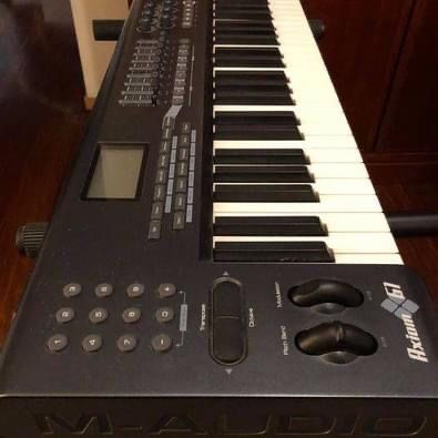 Teclado Midi M-Audio Axiom 61