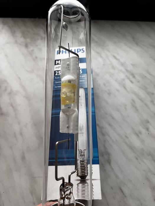 Lampa metahalogenowa HPI-T 250W E40