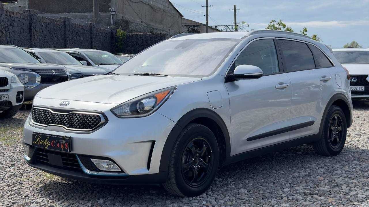 Авто Kia Niro 2018