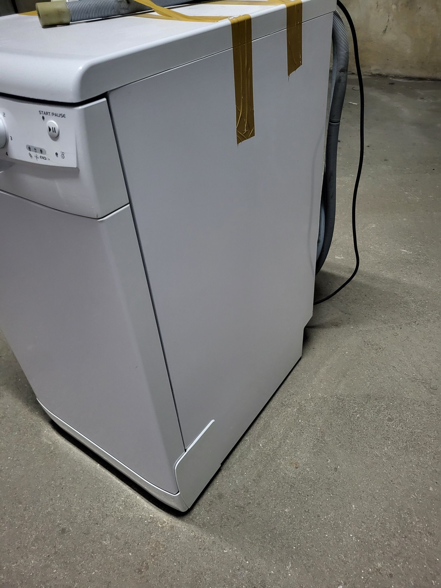 Máquina de lavar loiça Indesit de 45 cm com entrega e garantia