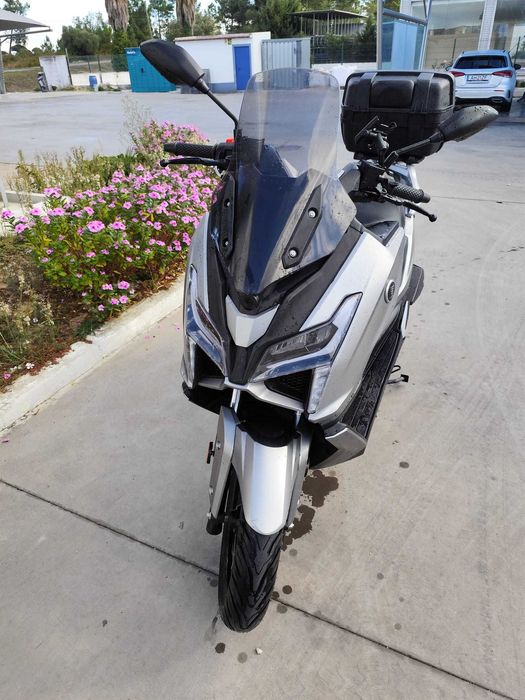 Scooter Voge Sr1 como nova