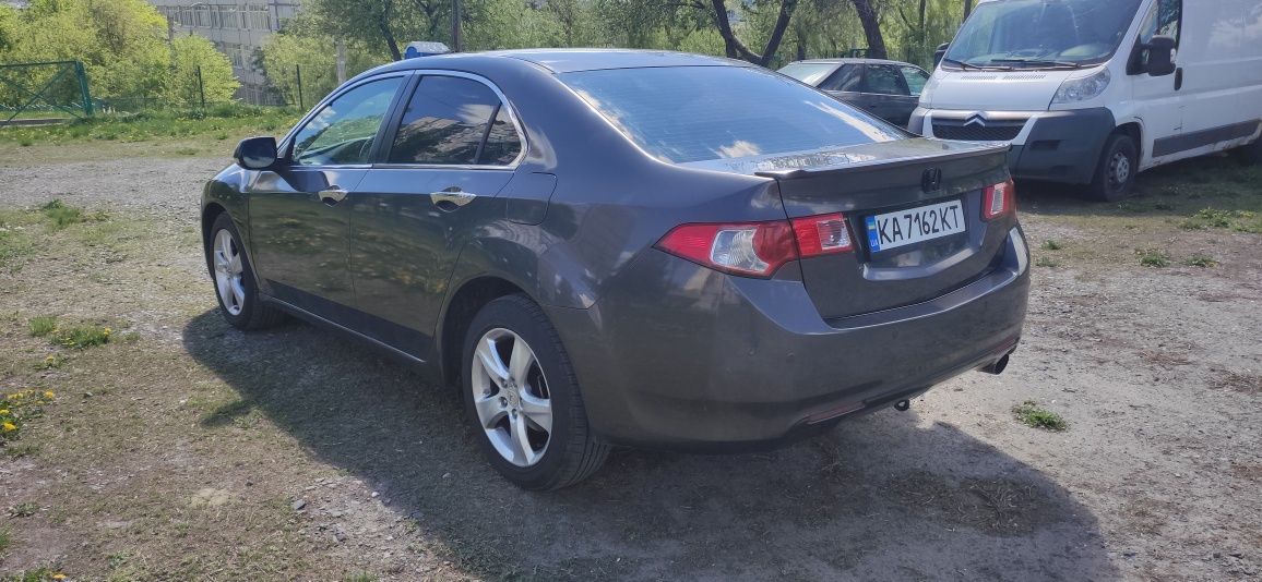 Продам Honda accord 2010 г. 2.0 газ/бензин