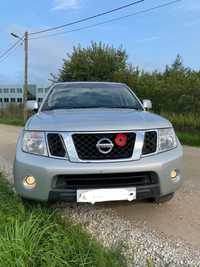 Nissan Navara   2011 /6000 €