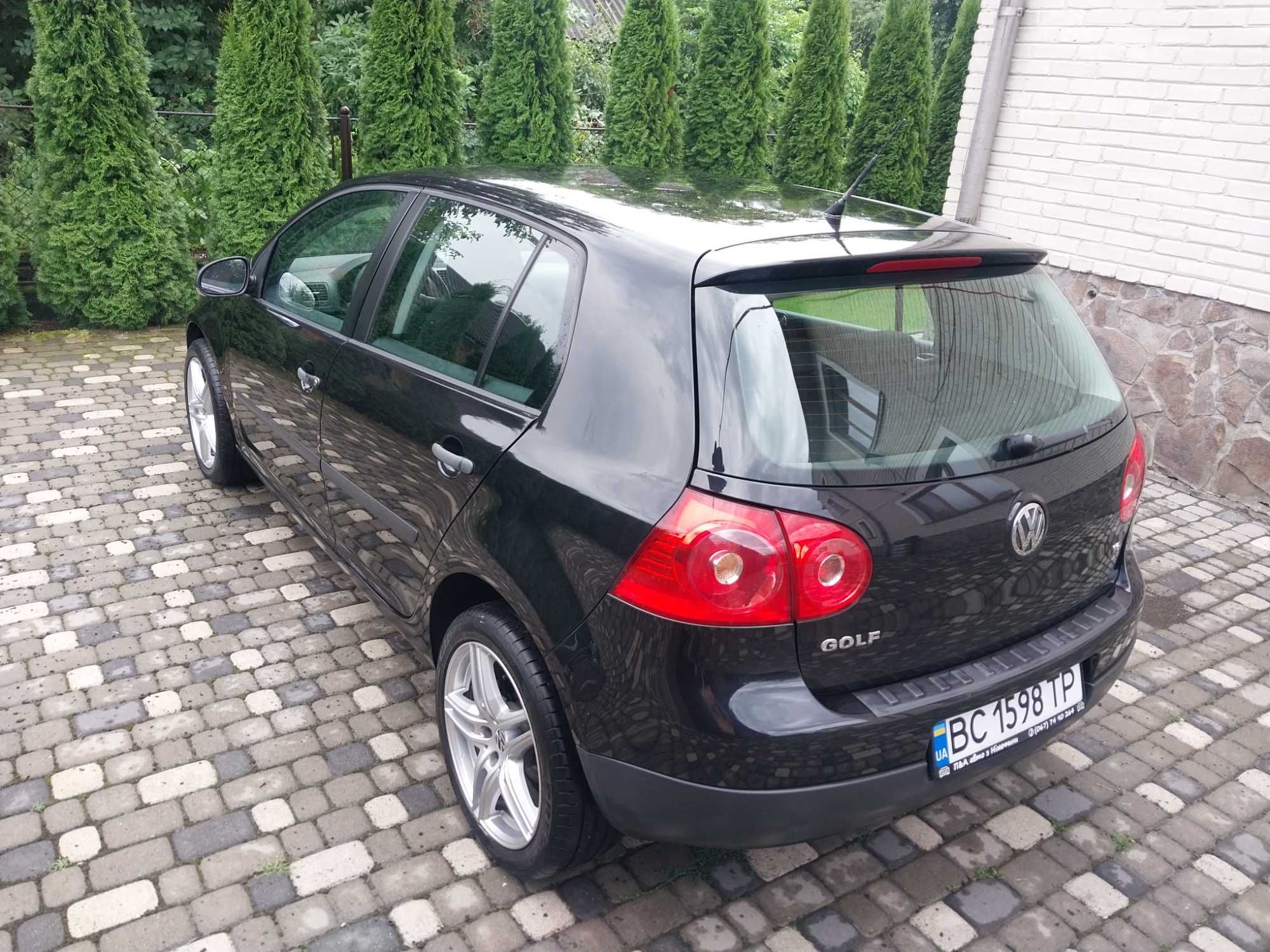 Volkswagen Golf 5 1.6 mpi