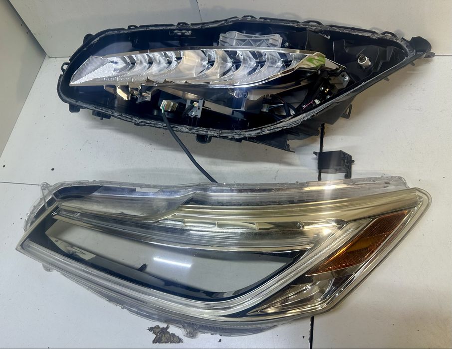 Фара левая Honda Accord 2015 - 2018 год USA LED 33150T2AA42
