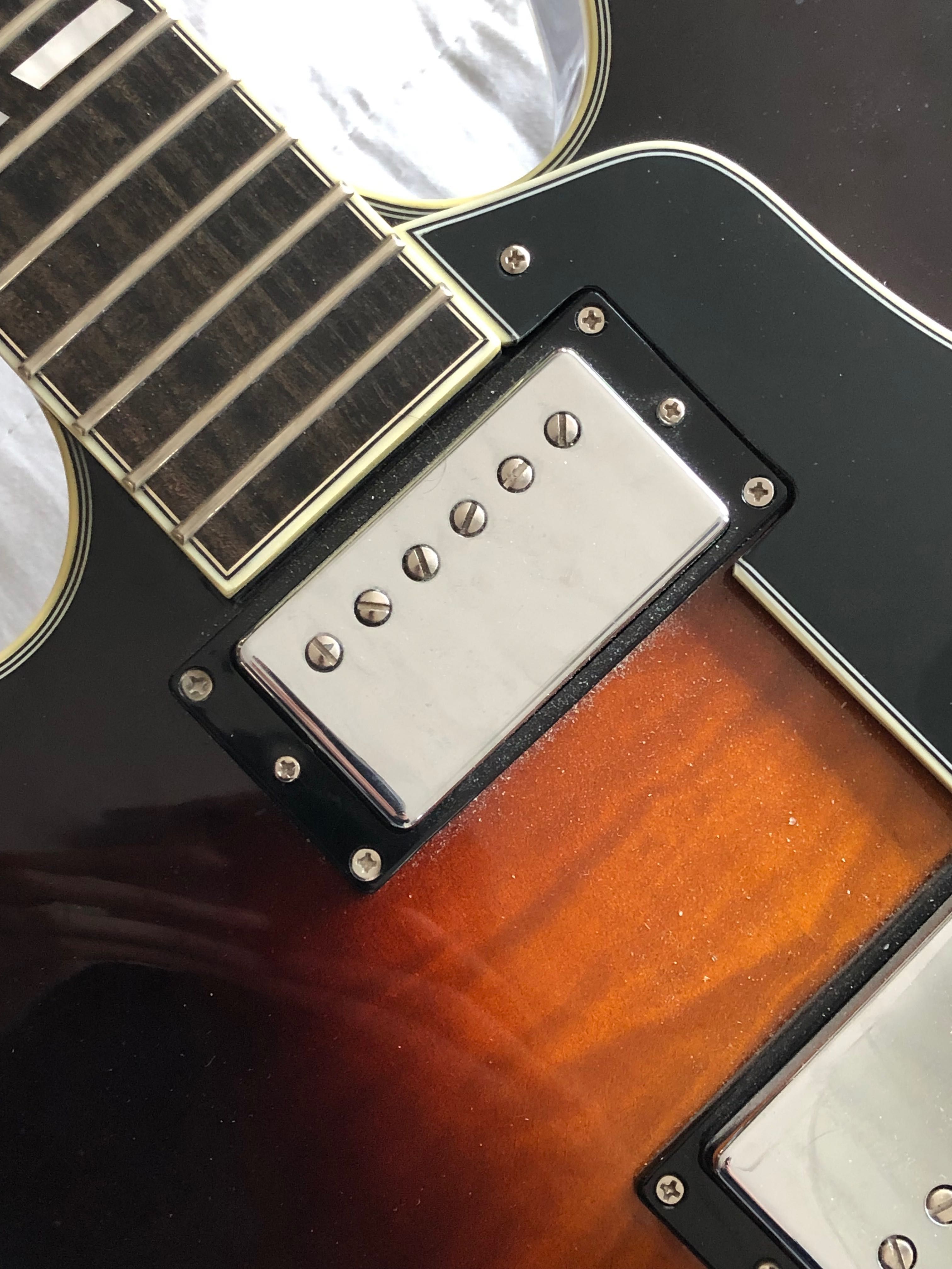 Guitarra Eastman T486 Sunburst + Hardcase