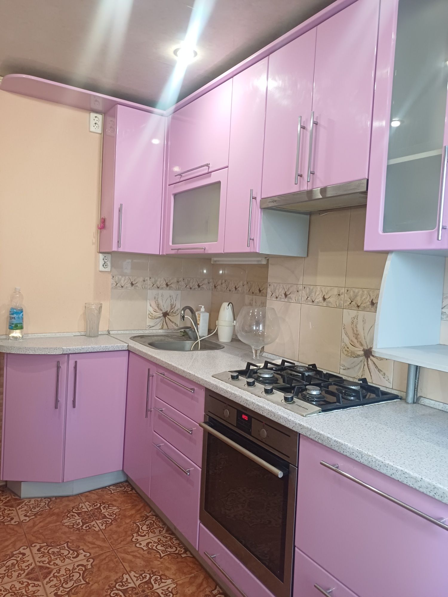 Продам 2 квартиры не угл 8/9 эт дома пр. Мира дом тканей Меаллургичес!