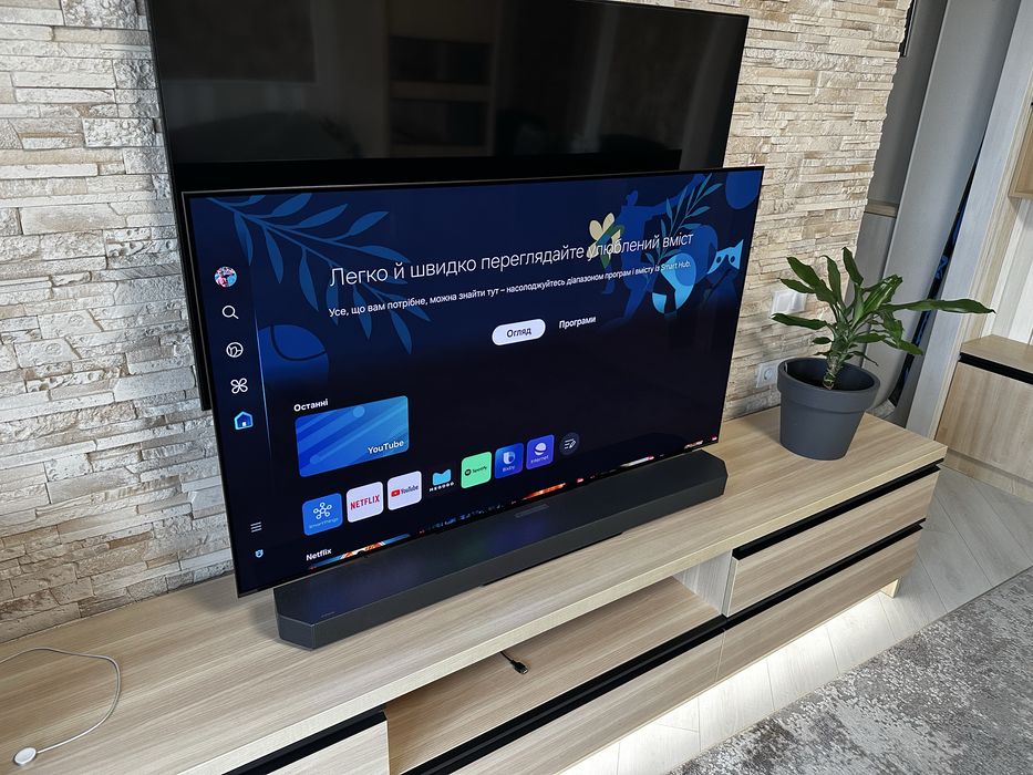 Samsung S90C 144гц QD-OLED 55 дюймів
