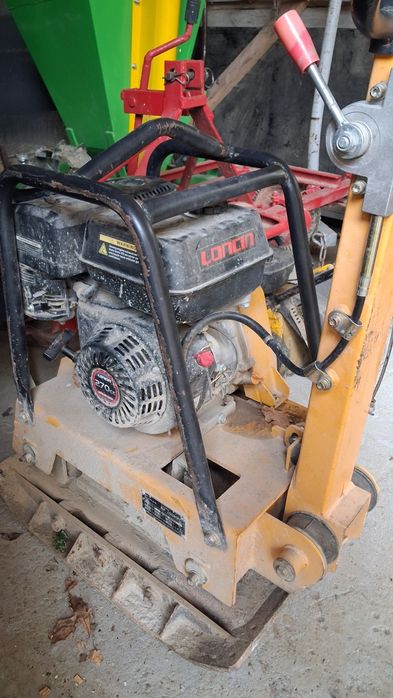 Zagęszczarka/ ubijarka Lumag 200