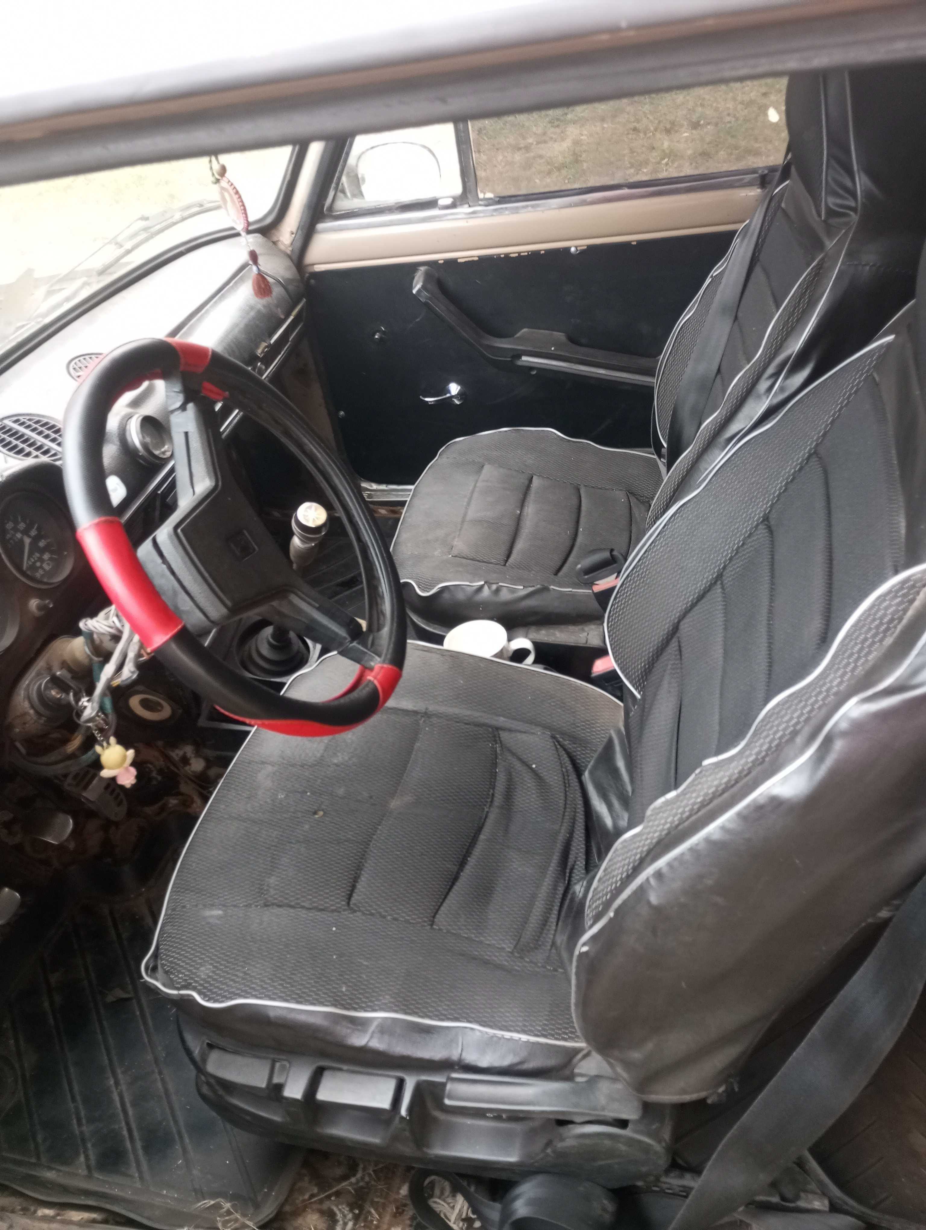 Легковий автомобіль