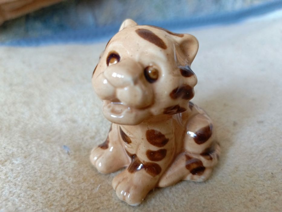 Фарфорова статуетка тигрик ссср