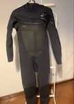 Fatos de Surf – O’Neill 4/3 MS/M / 40€ cada