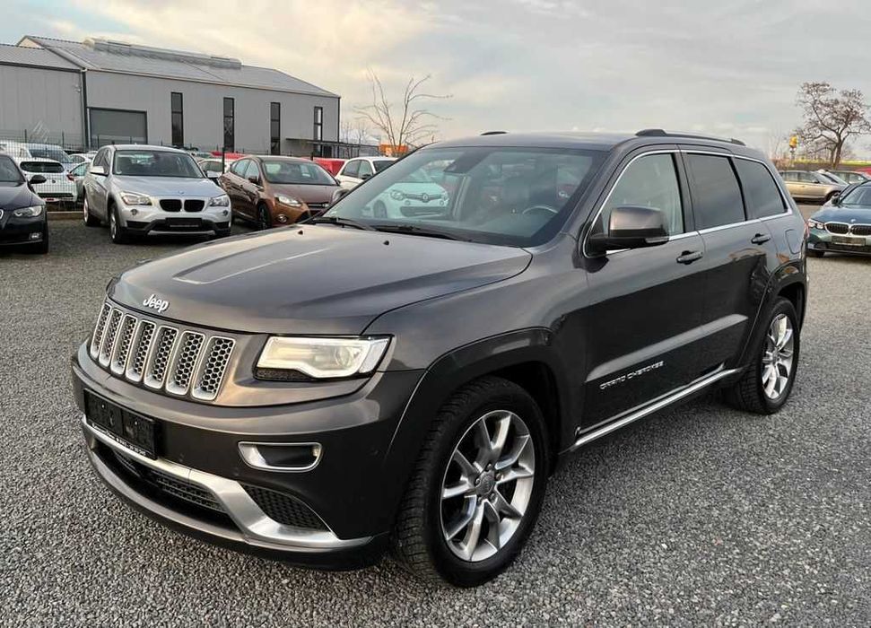 Бампер передній Jeep Grand Cherokee WK2 разборка Джип Гранд Черокі