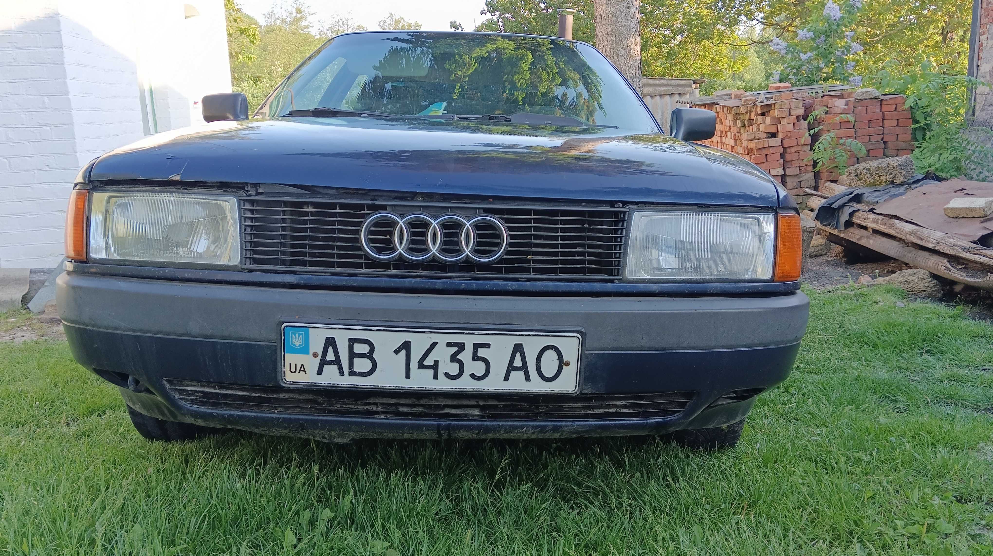 Продам Audi 80 бензин 1.8.розход 8 літрів.їде добре .продаж по ТП.