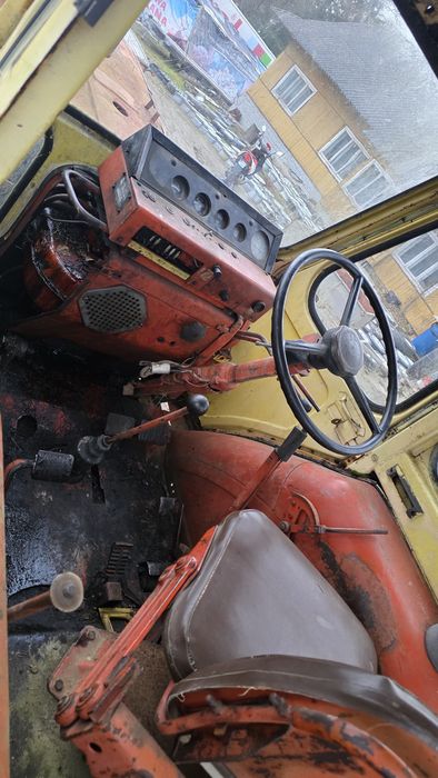 Sprzedam MTZ bialoruske koparko spycharka na chodzie