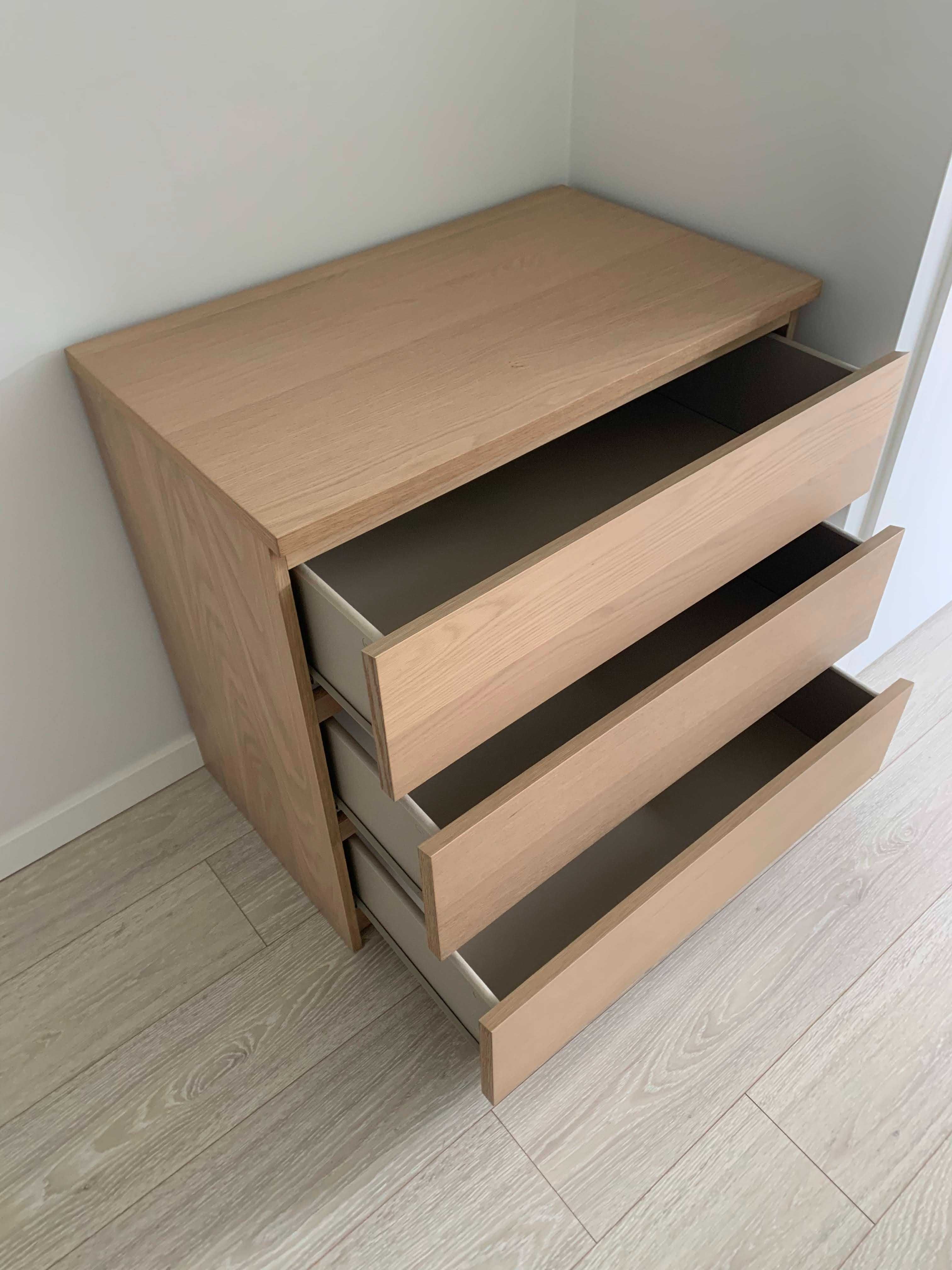 2 Cómodas IKEA Malm c/3 gavetas, chapa de carvalho c/velatura branca