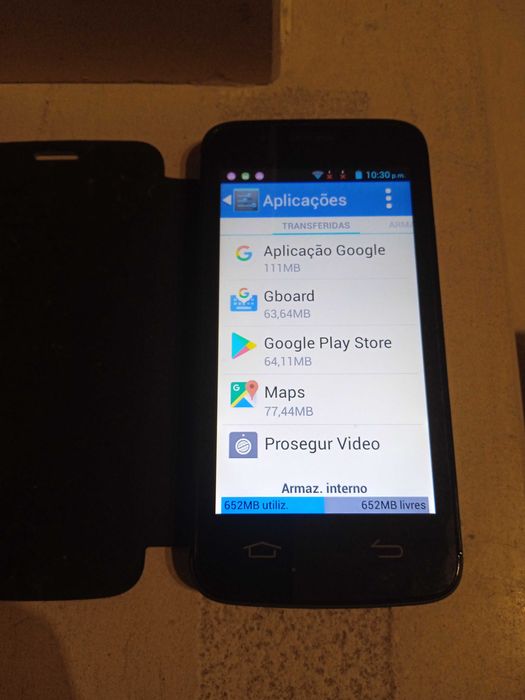 Smartphone Yezz Andy AZ4.5 Dual SIM Senior (Preto)