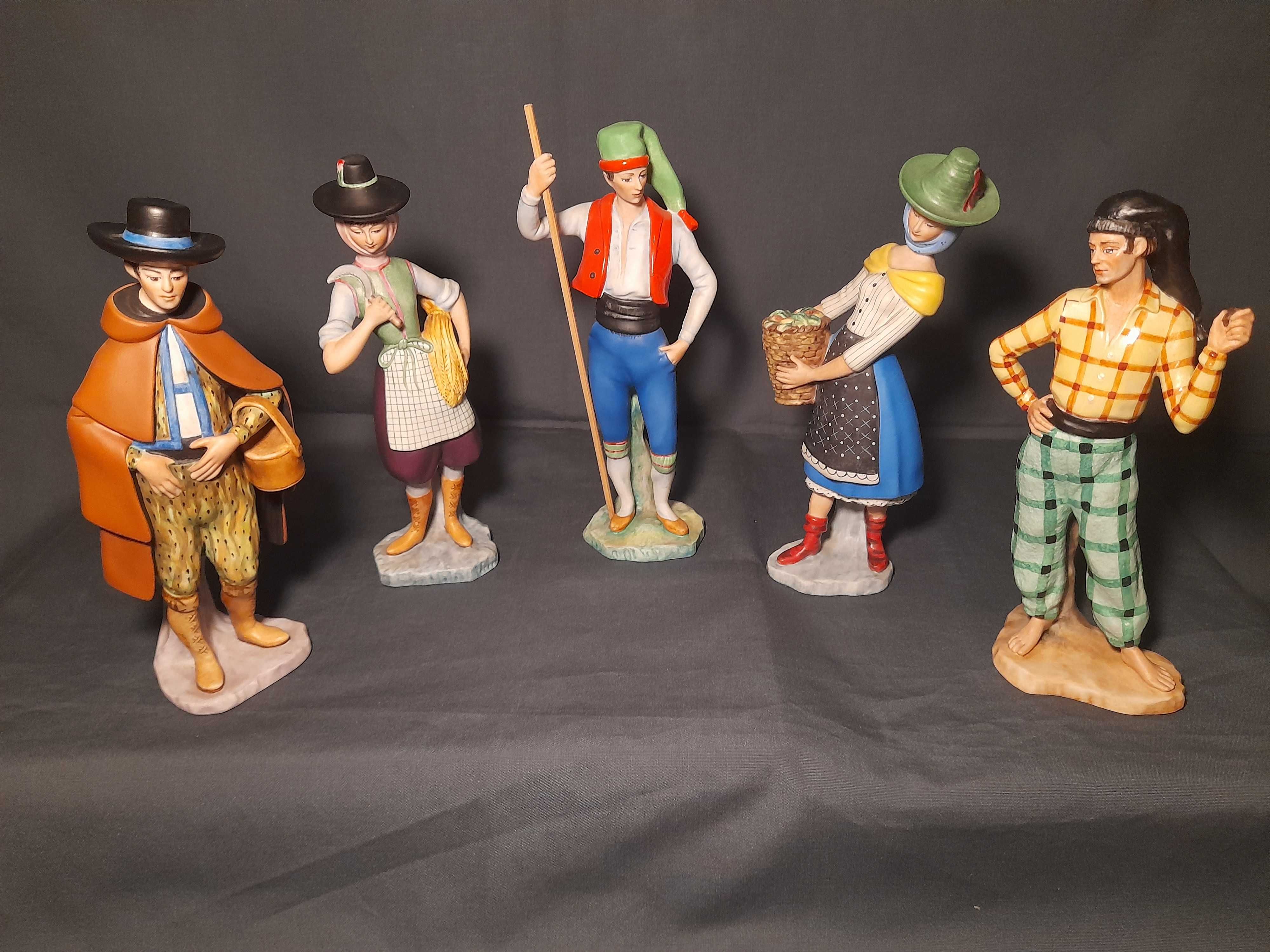 Figuras Trajes Regionais Vista Alegre - pintados à mão