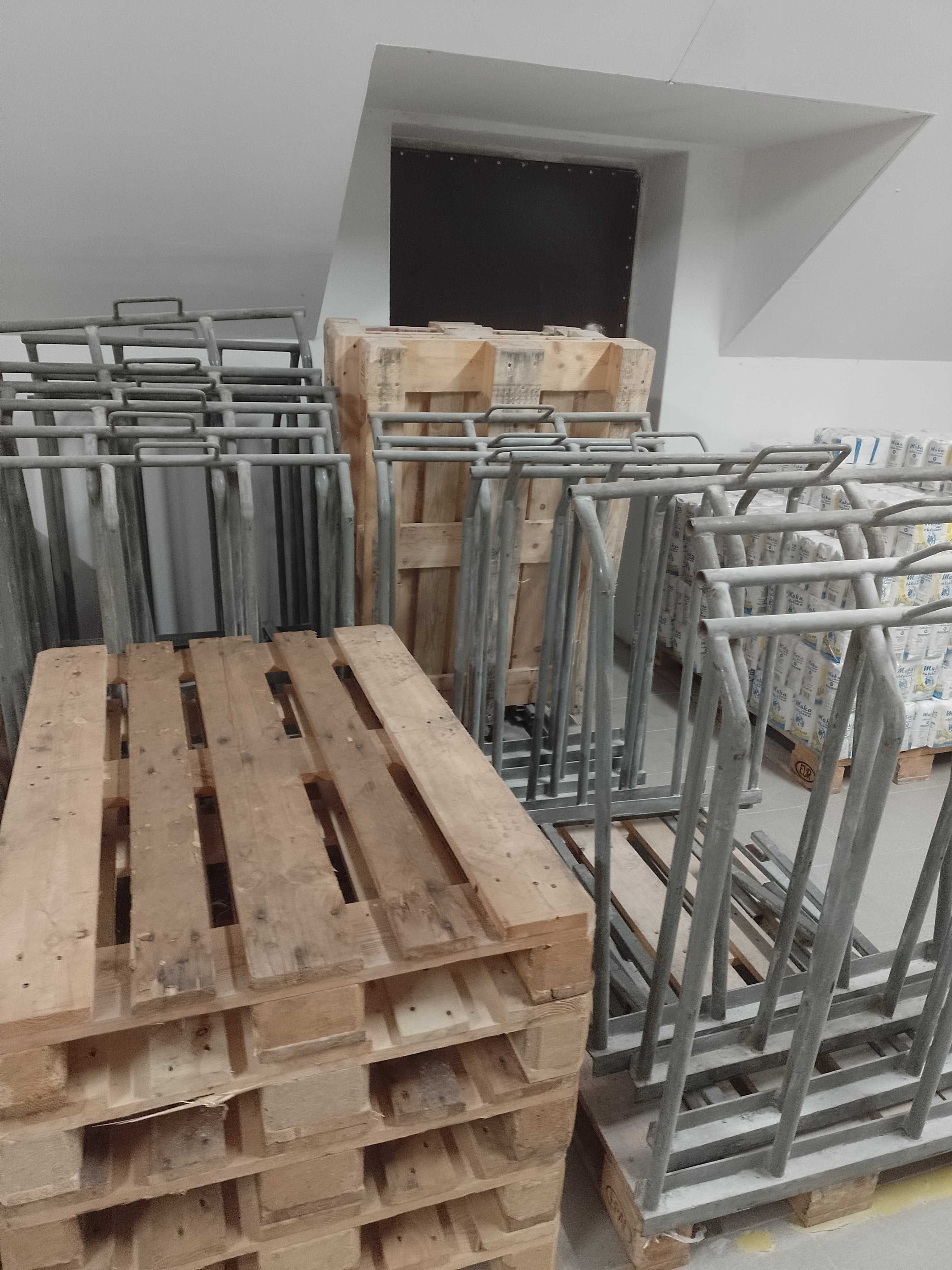 Nadstawki na palety do nietypowych ładunków (worki, drewno, złom)
