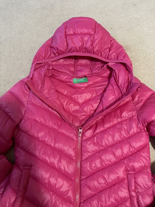 Курточка деми на девочку Benetton 10-11 лет.