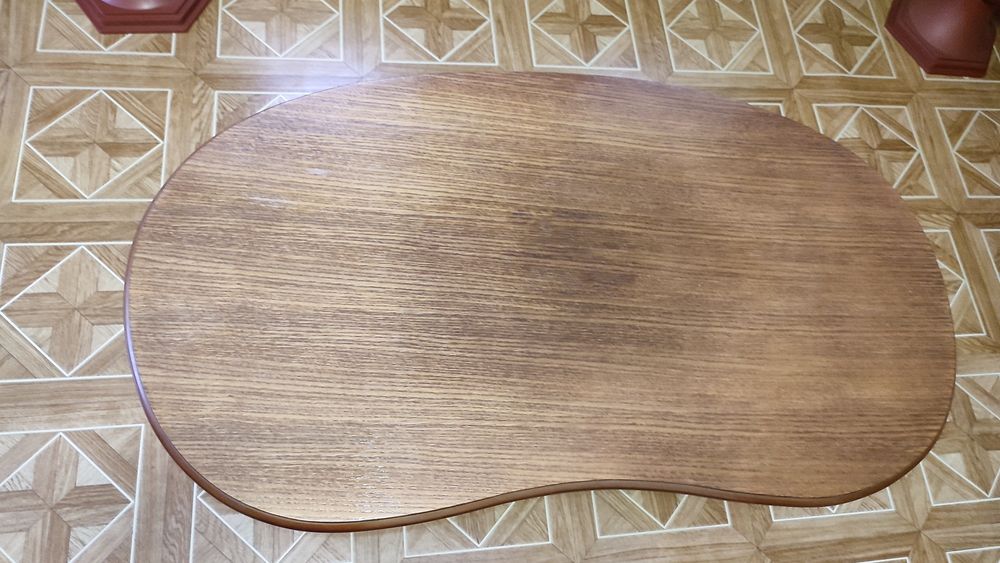 Продам столик журнальний