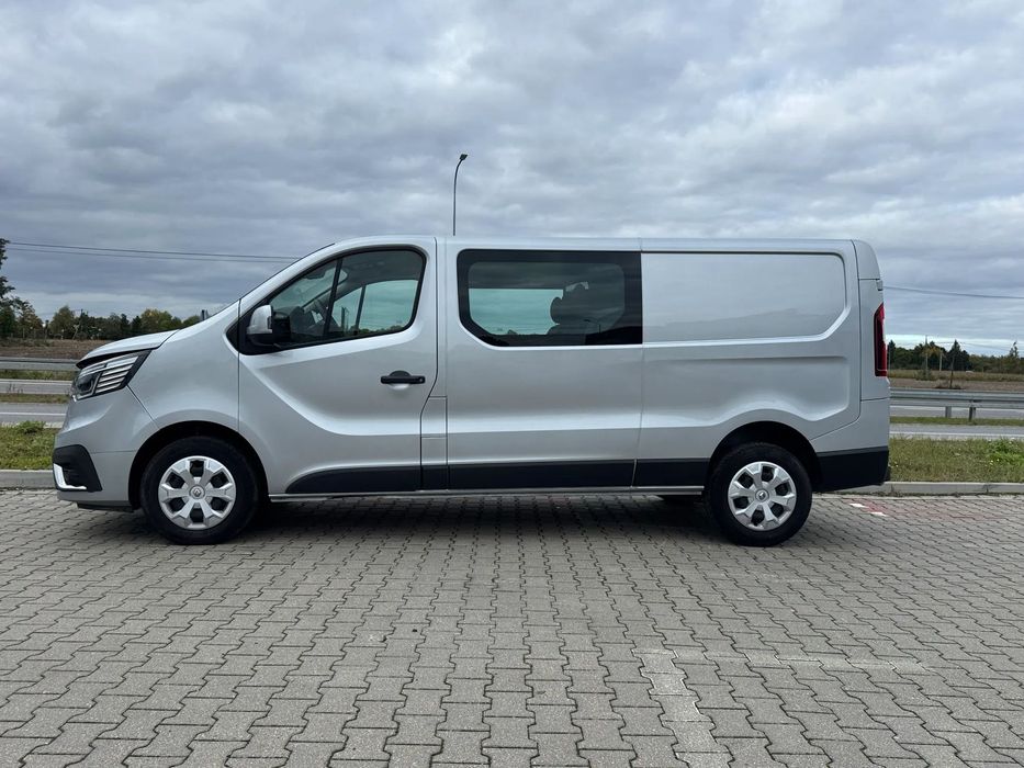 Renault TRAFIC  2023. 2.0d 150km AUTOMAT  Długi Long 5 osób Navi  pdc 23% brutto