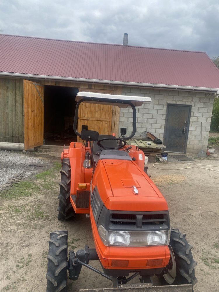 Мінітрактор KUBOTA GL200