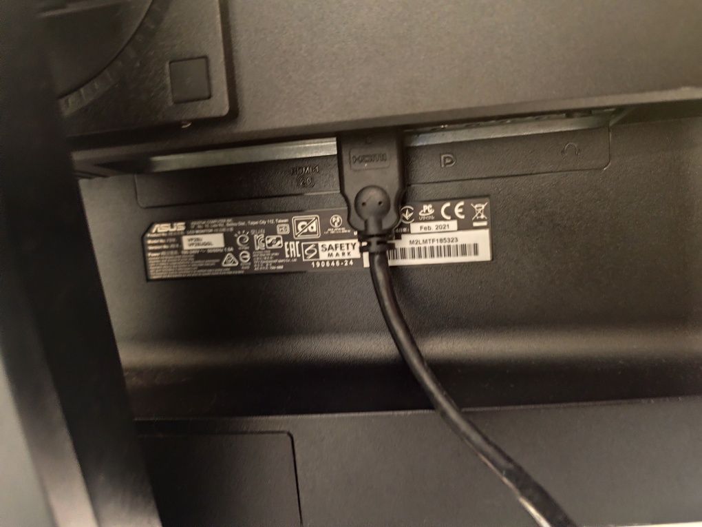 Monitor Gaming ASUS  VP28UQGL