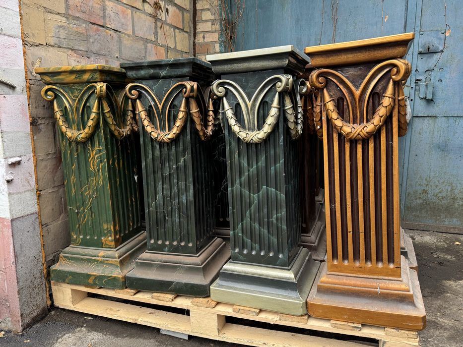 Колона з штучного мармуру