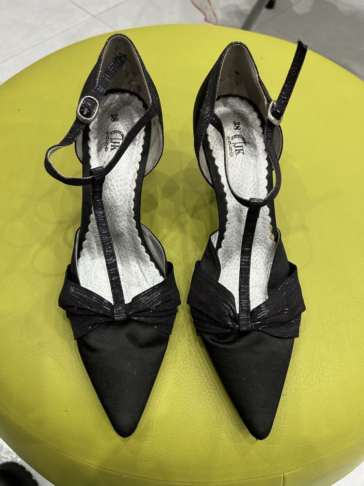Sapatos super elegantes
