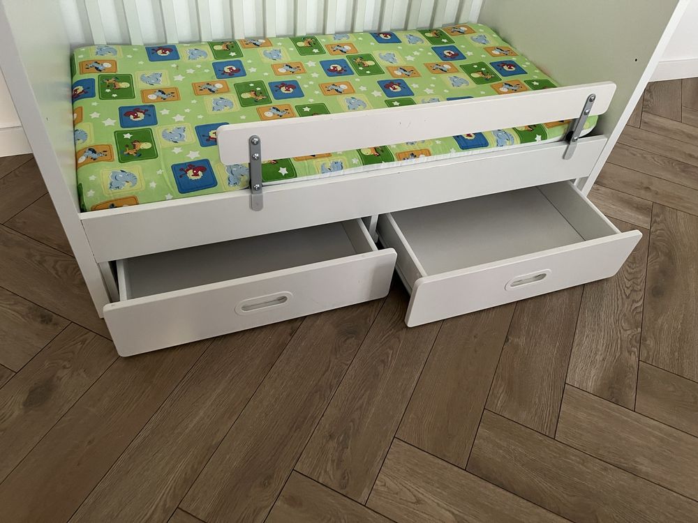 Łóżeczko dziecięce STUVA ikea z szufladami białe