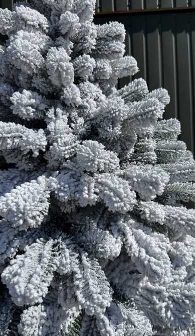 Ялинка Елітна засніжена лита гілка 1,8м елка зеленая