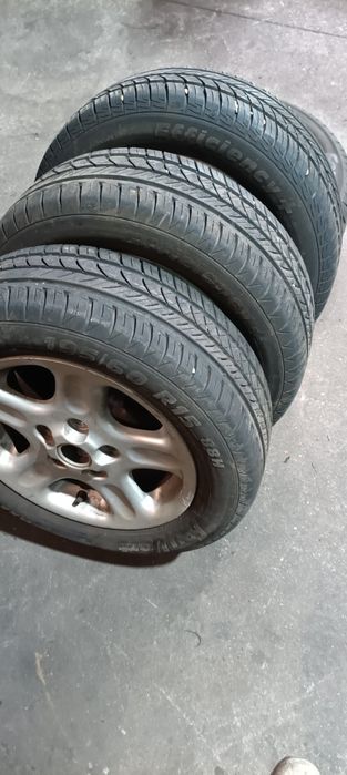 195/60 R15  mais jantes