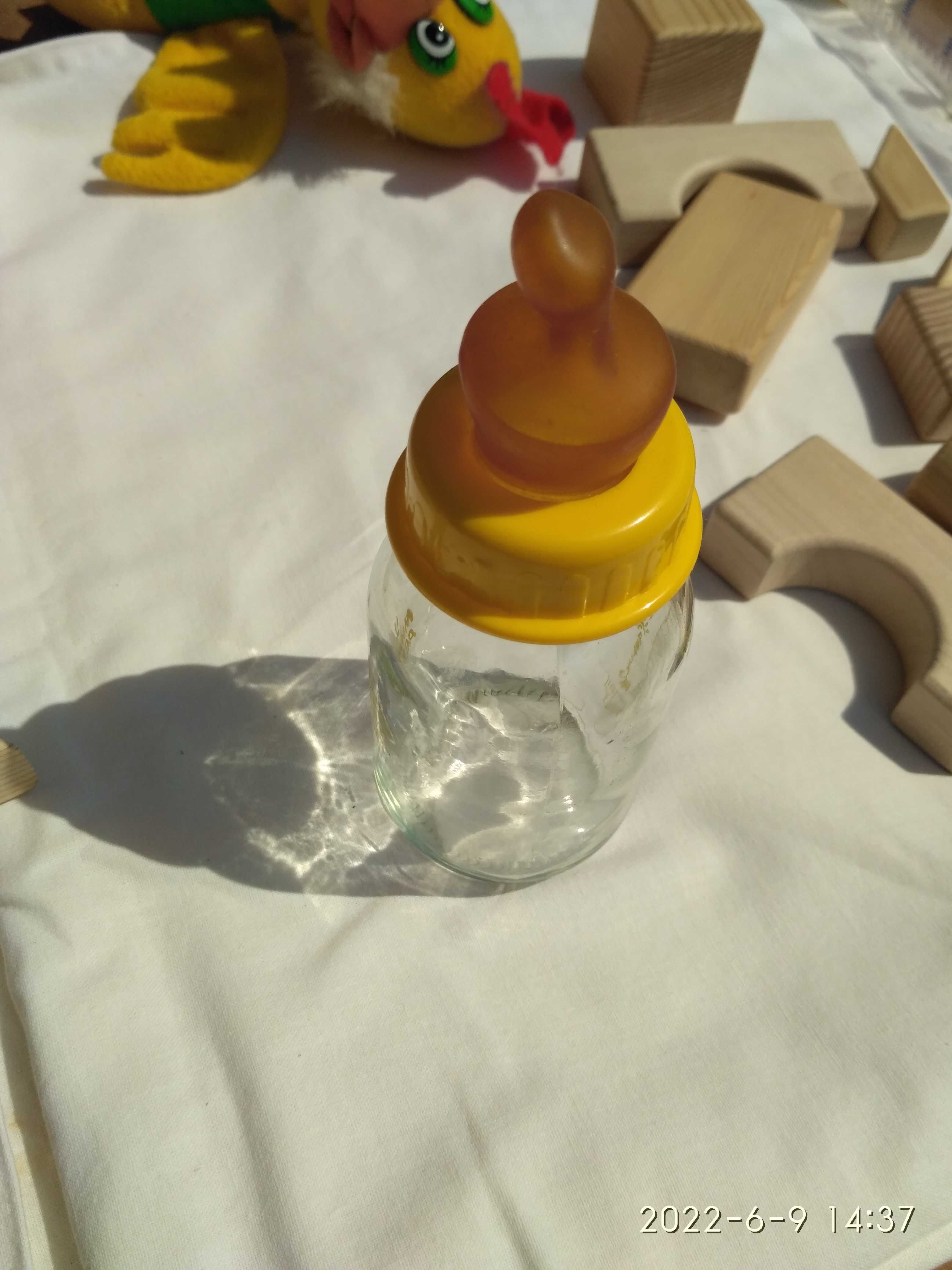 Детская бутылочка для воды, сока и т.п.