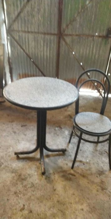 Mesas para café ou outro comércio