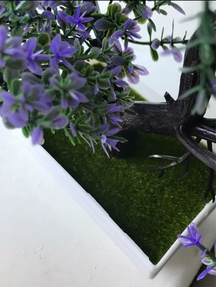 Sztuczne drzewko Bonsai w doniczce to elegancka dekoracja do domu
