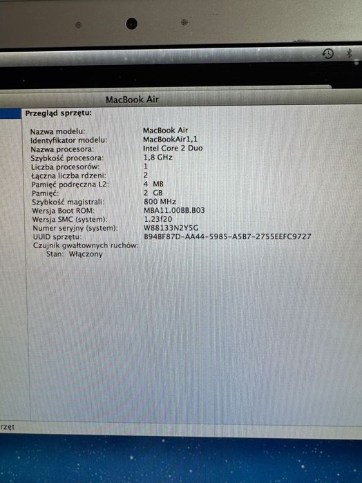 MacBook Air z ekranem 13.3 cala
